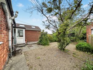 Photo 10- click for photo gallery